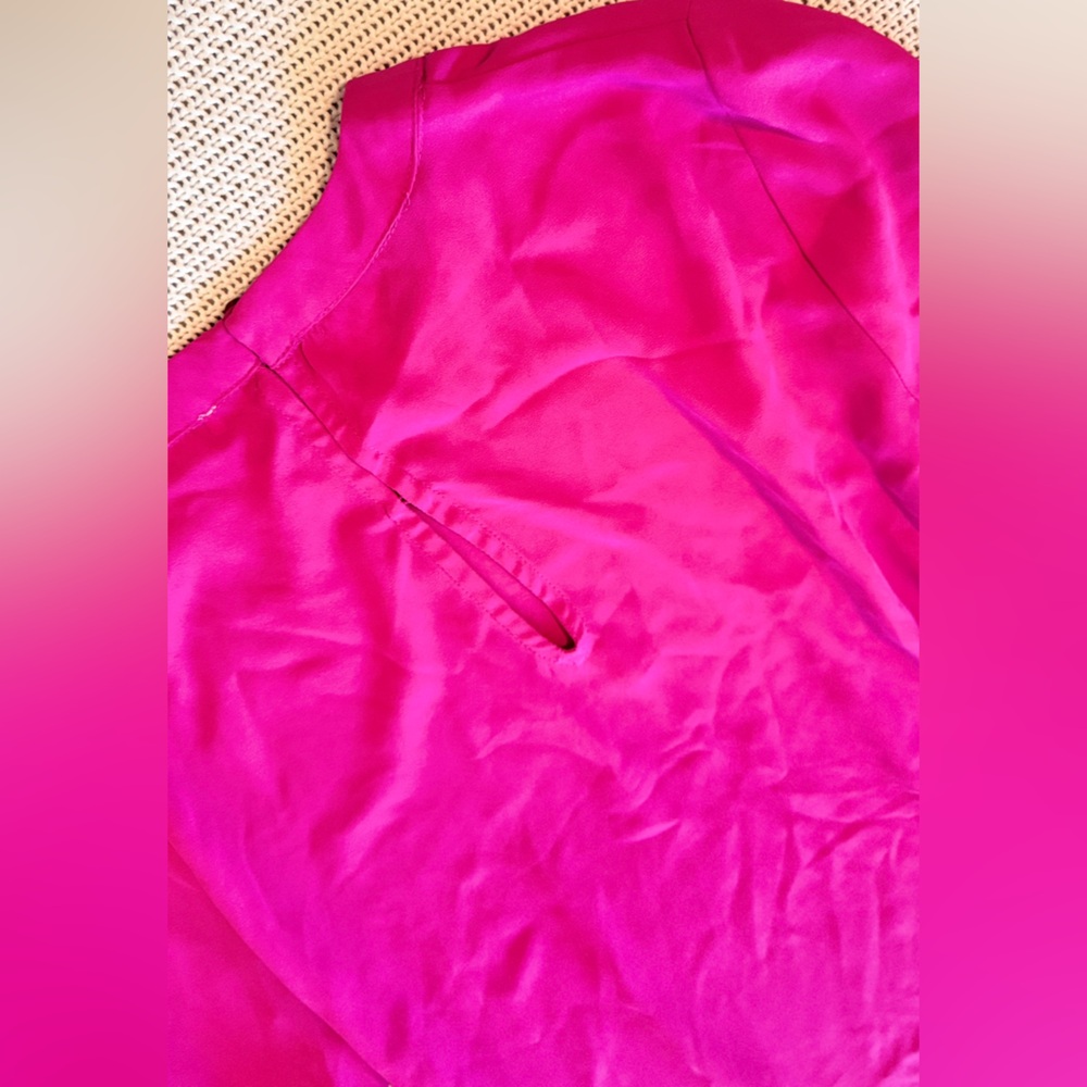 VIOLET + CLAIRE Hot Pink Ruffle Sleeve Blouse Fuchsia Top - Picture 9 of 12